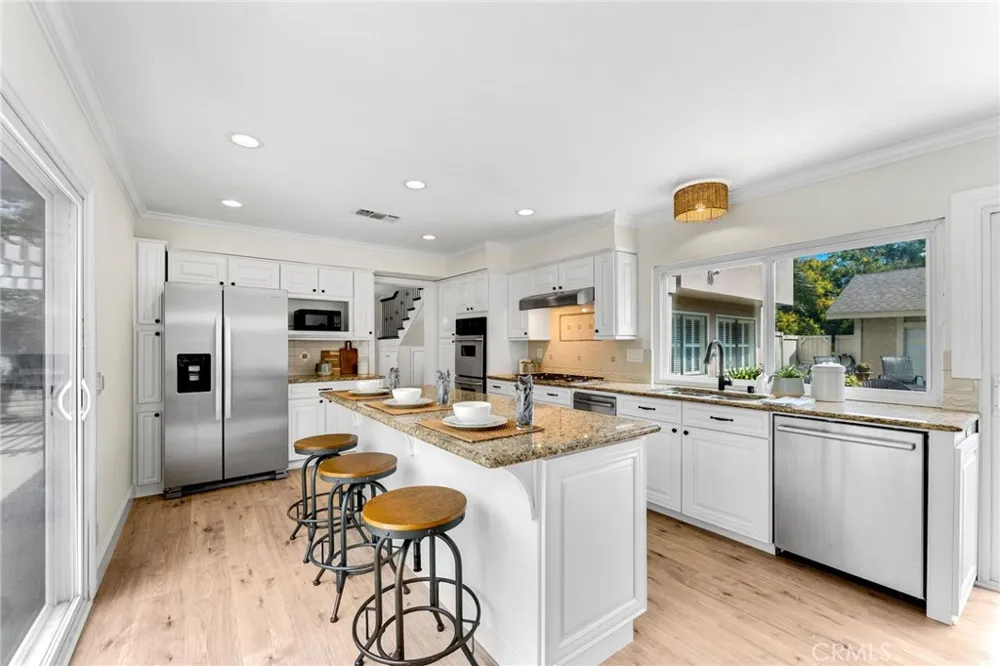 11 Almond Tree Irvine, CA 92612