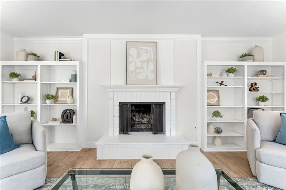 11 Almond Tree Irvine, CA 92612