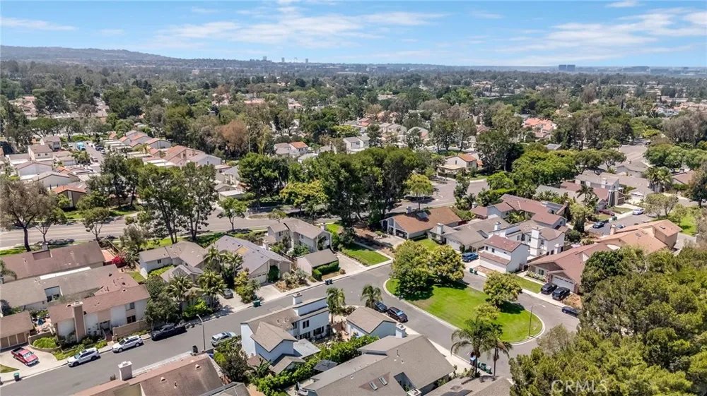 11 Almond Tree Irvine, CA 92612