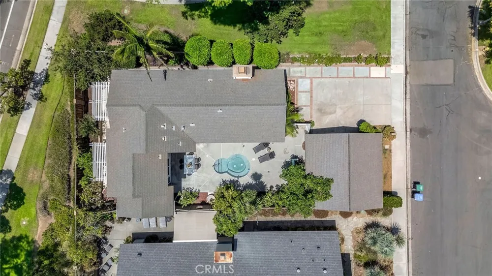 11 Almond Tree Irvine, CA 92612