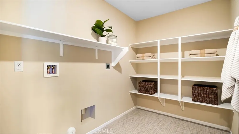 1327 Noble Rein Drive San Jacinto, CA 92582