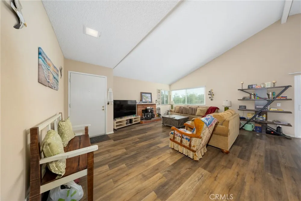 3180 Little Mountain #B San Bernardino, CA 92405