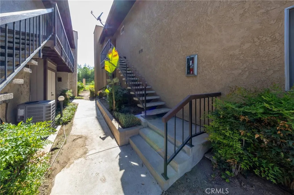 3180 Little Mountain #B San Bernardino, CA 92405