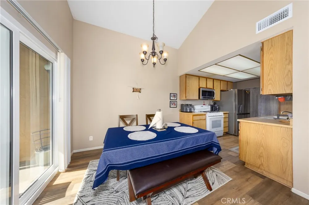 3180 Little Mountain #B San Bernardino, CA 92405