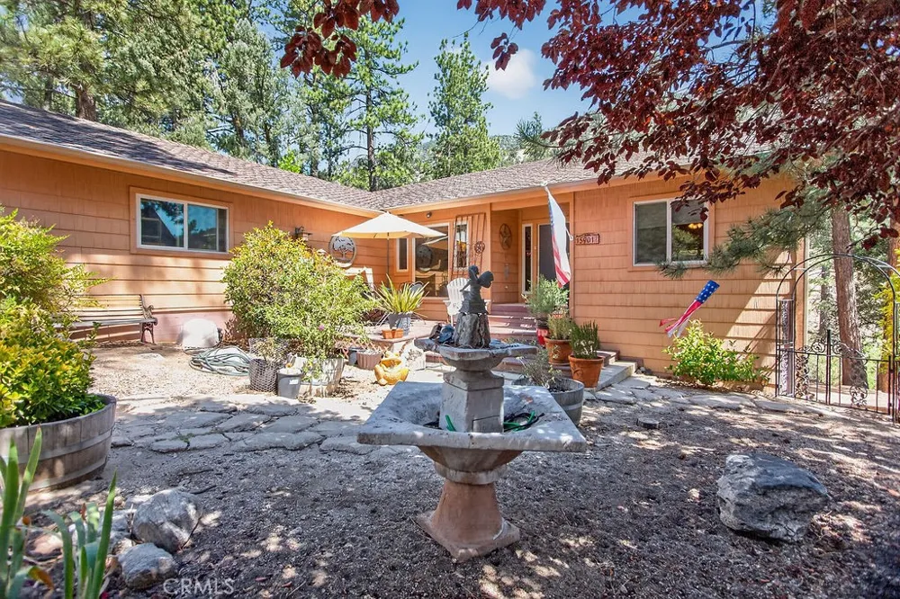 15901 Edgewood Pine Mountain Club, CA 93222