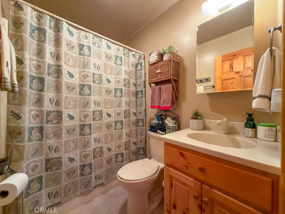 15901 Edgewood Pine Mountain Club, CA 93222