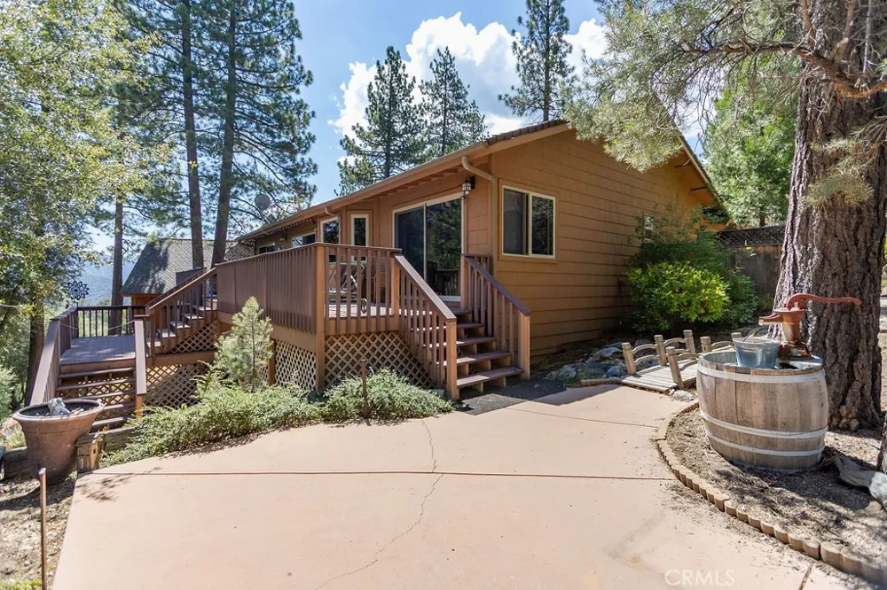 15901 Edgewood Pine Mountain Club, CA 93222