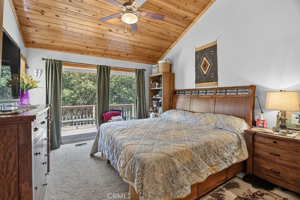 15901 Edgewood Pine Mountain Club, CA 93222