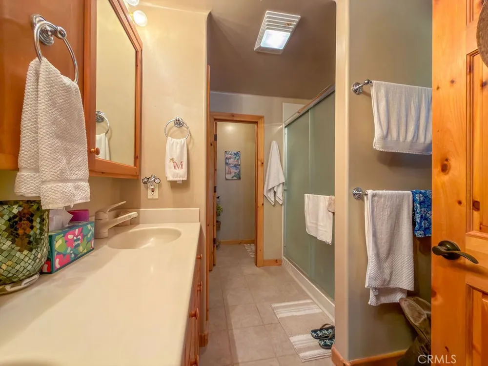 15901 Edgewood Pine Mountain Club, CA 93222