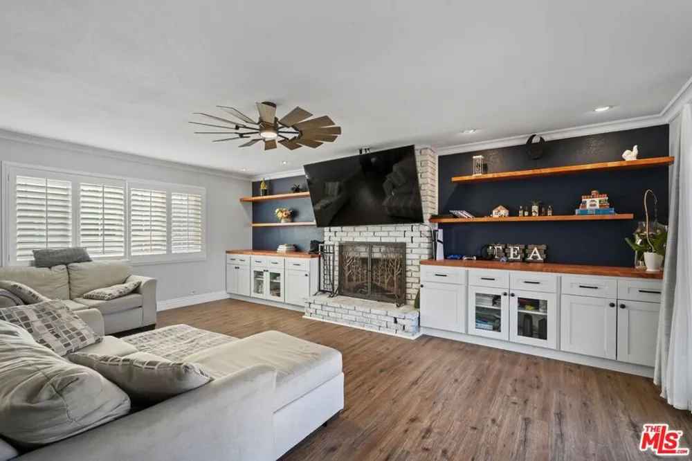 4631 W Avenue M8 Quartz Hill, CA 93536