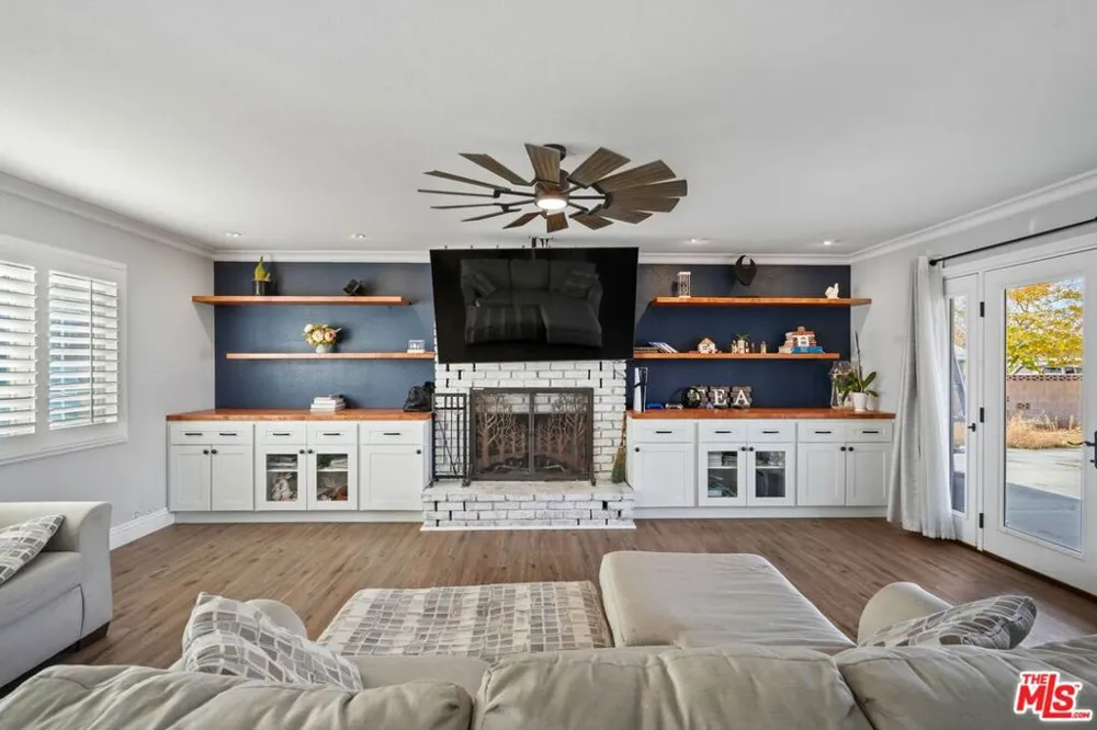 4631 W Avenue M8 Quartz Hill, CA 93536