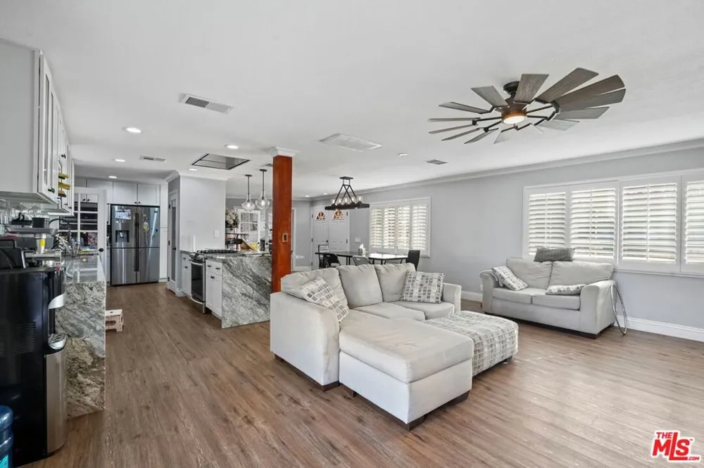 4631 W Avenue M8 Quartz Hill, CA 93536