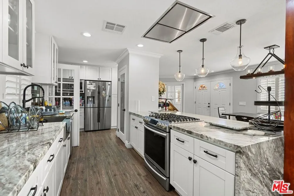 4631 W Avenue M8 Quartz Hill, CA 93536