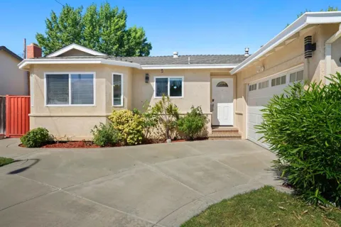 42873 Everglades Park Drive