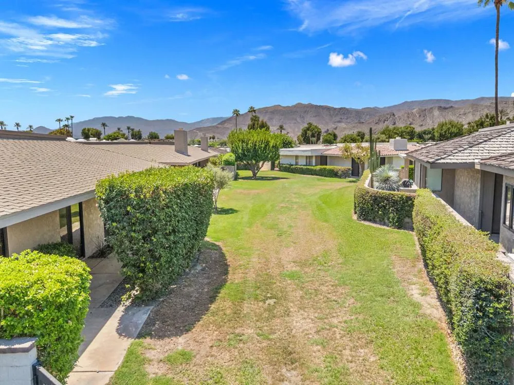 11 Dartmouth Drive Rancho Mirage, CA 92270
