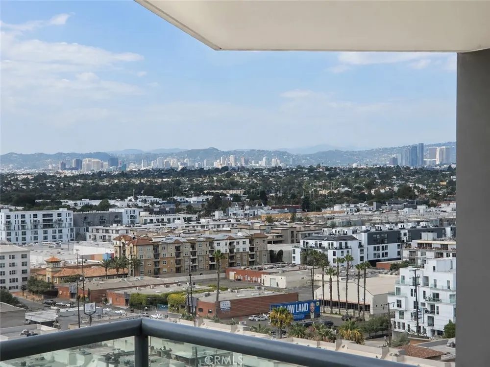 13650 Marina Pointe Drive #1708 Marina del Rey, CA 90292