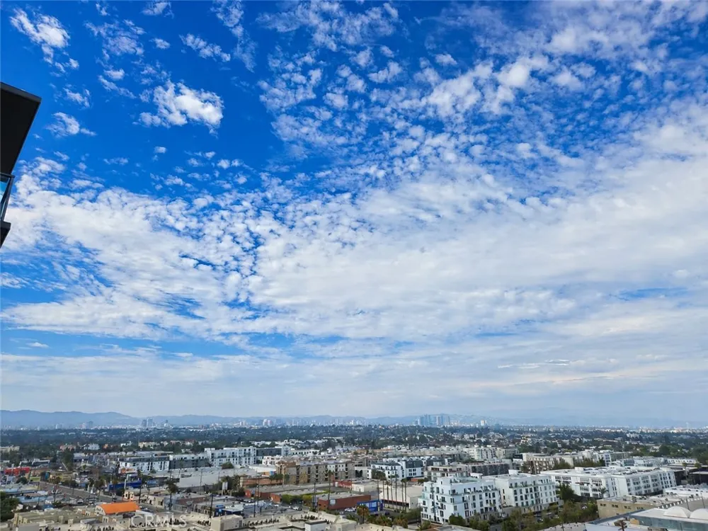 13650 Marina Pointe Drive #1708 Marina del Rey, CA 90292
