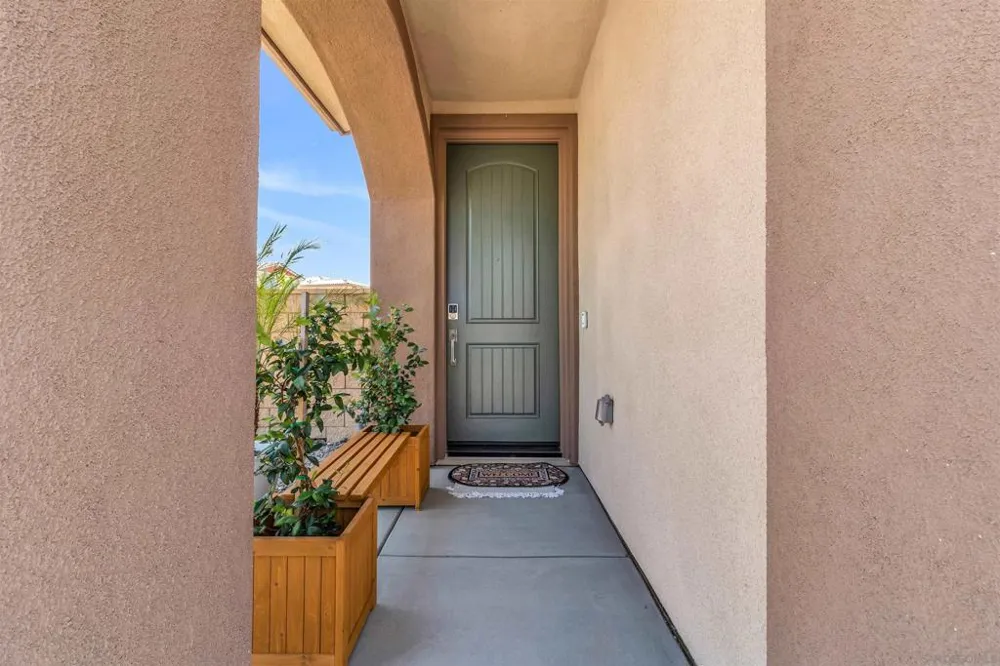 34470 Sakura French Valley, CA 92596