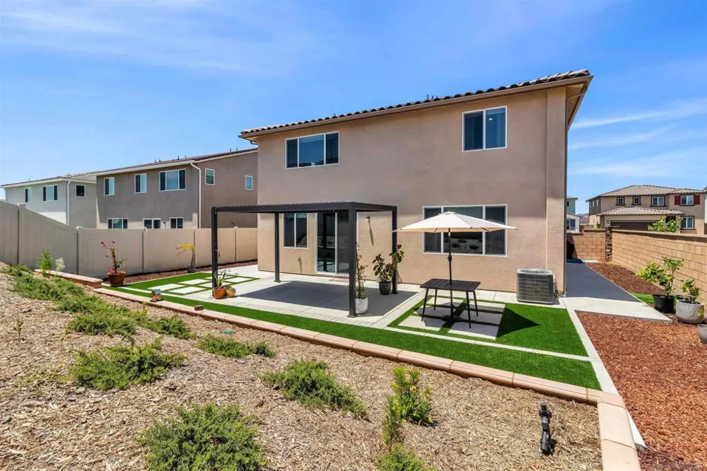 34470 Sakura French Valley, CA 92596