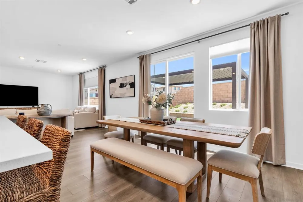 34470 Sakura French Valley, CA 92596