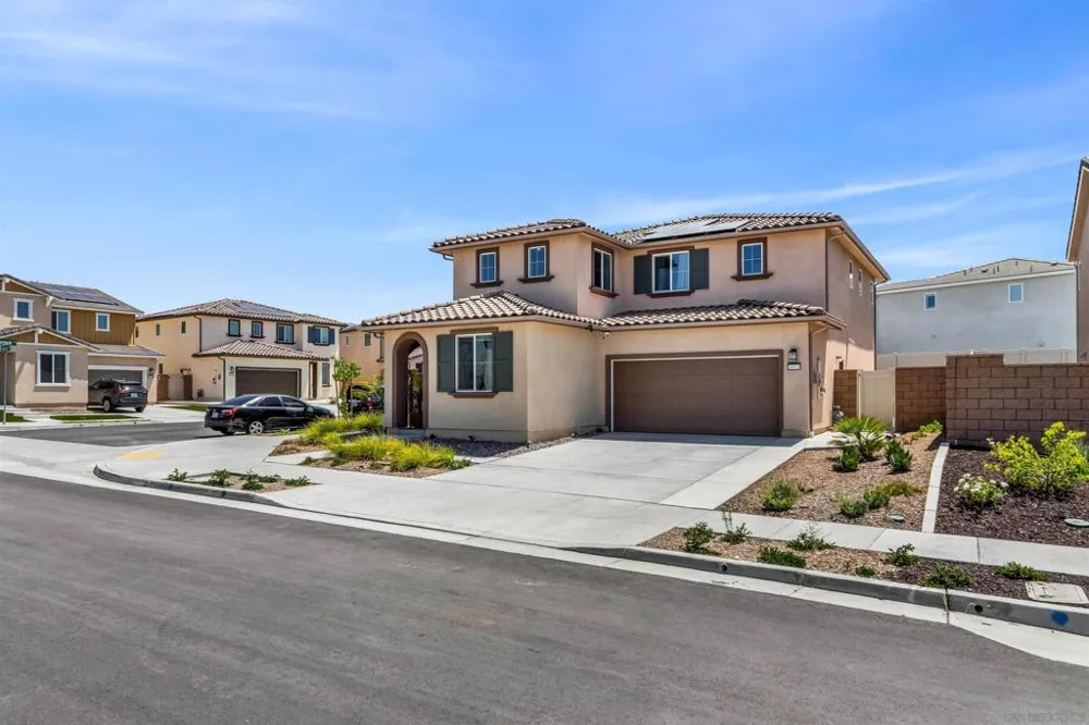 34470 Sakura French Valley, CA 92596
