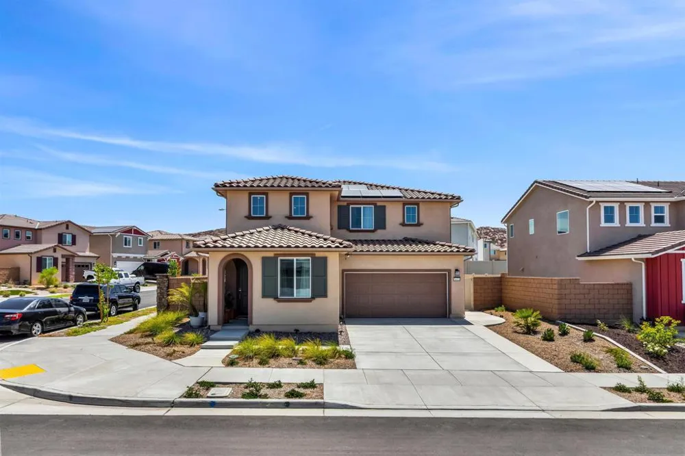 34470 Sakura French Valley, CA 92596