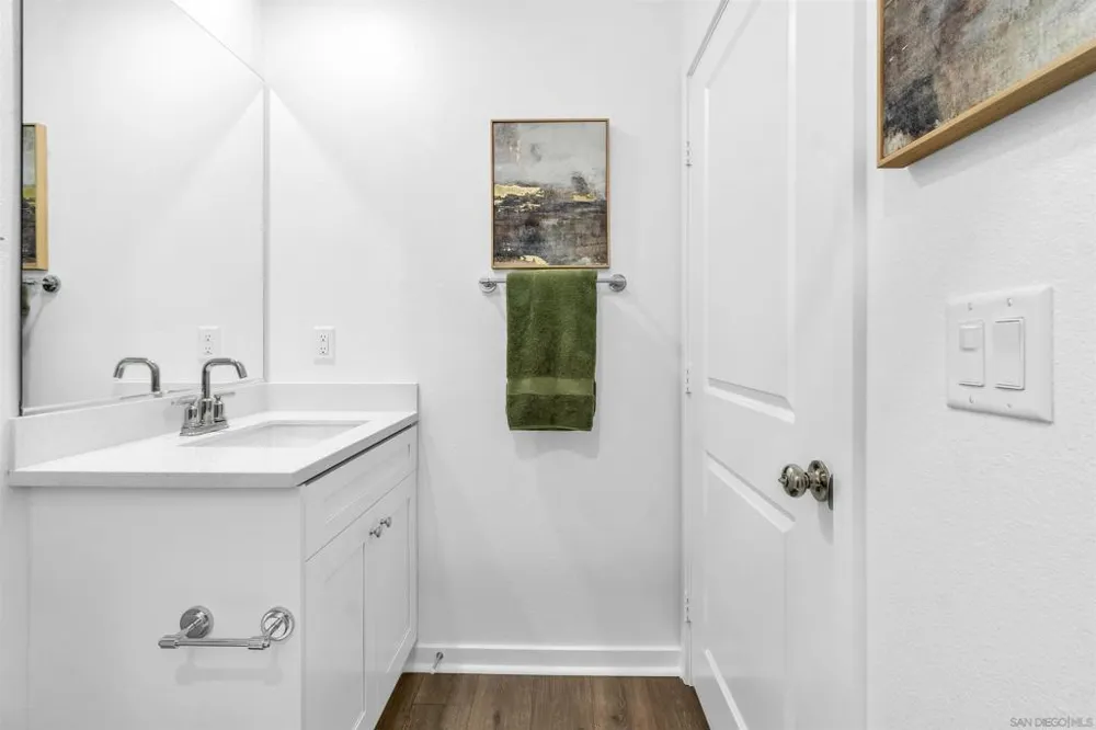 34470 Sakura French Valley, CA 92596