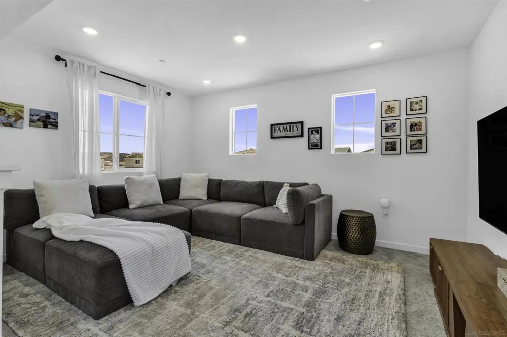34470 Sakura French Valley, CA 92596