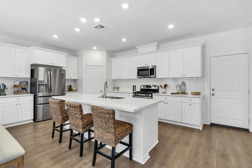 34470 Sakura French Valley, CA 92596