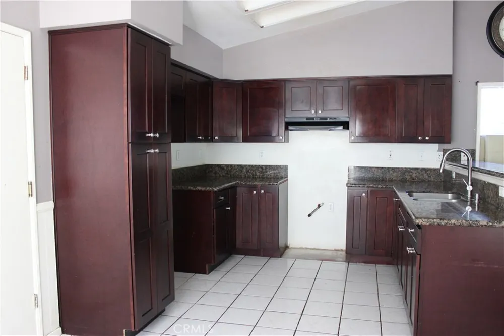 42933 Woodside Court Hemet, CA 92544