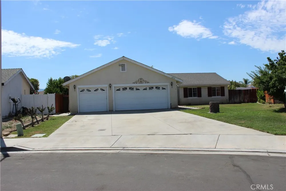 42933 Woodside Court Hemet, CA 92544