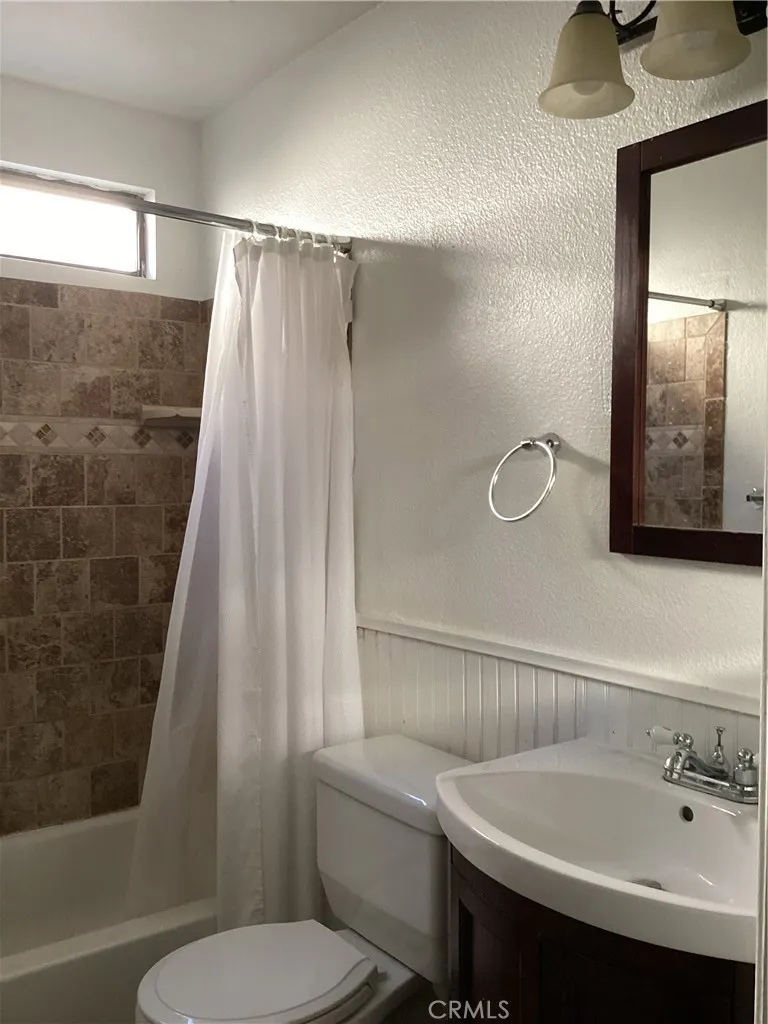 2116 Phlox Rosamond, CA 93560