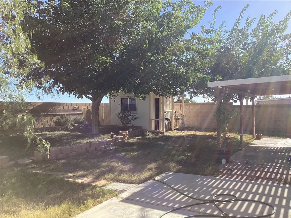 2116 Phlox Rosamond, CA 93560