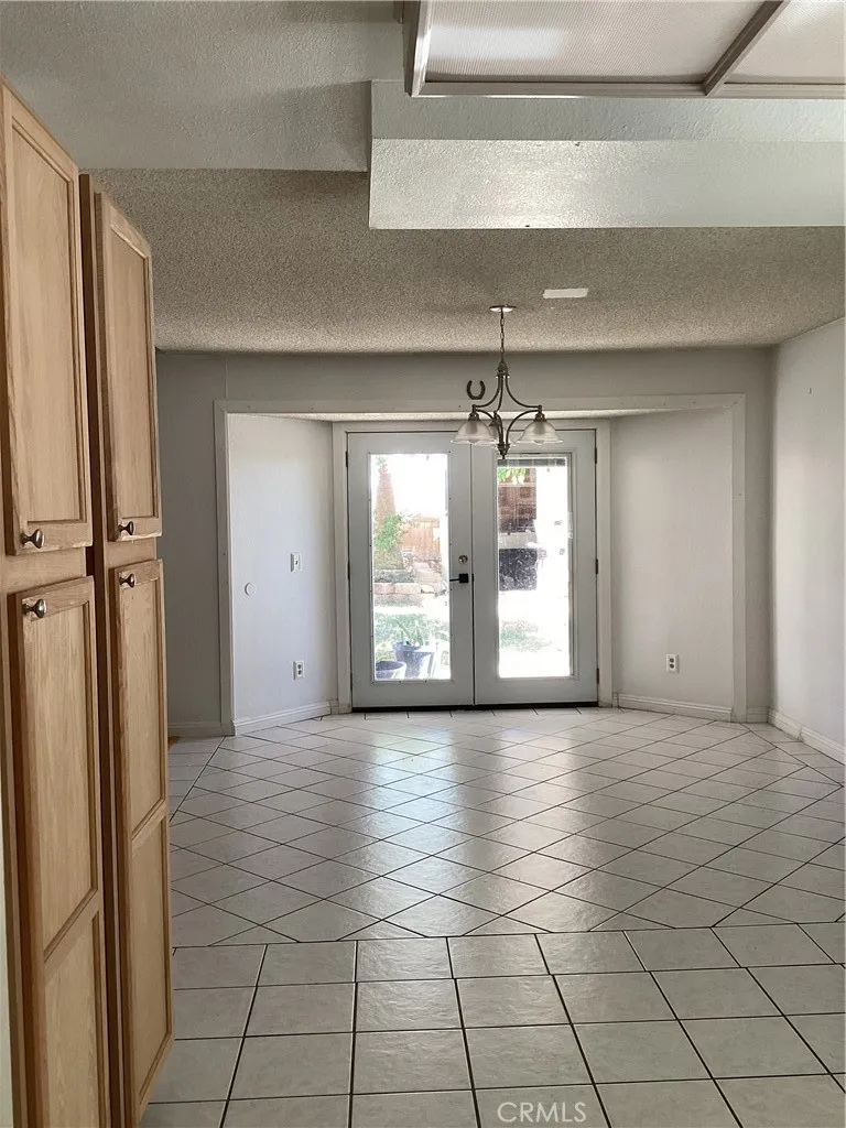 2116 Phlox Rosamond, CA 93560