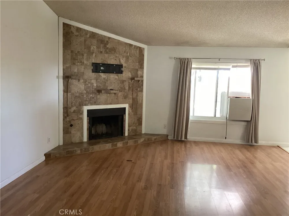 2116 Phlox Rosamond, CA 93560