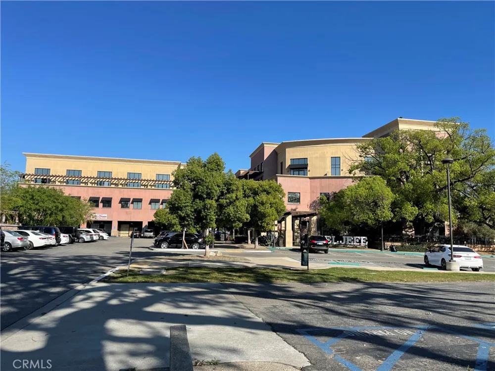 101 W Mission #305 Pomona, CA 91766