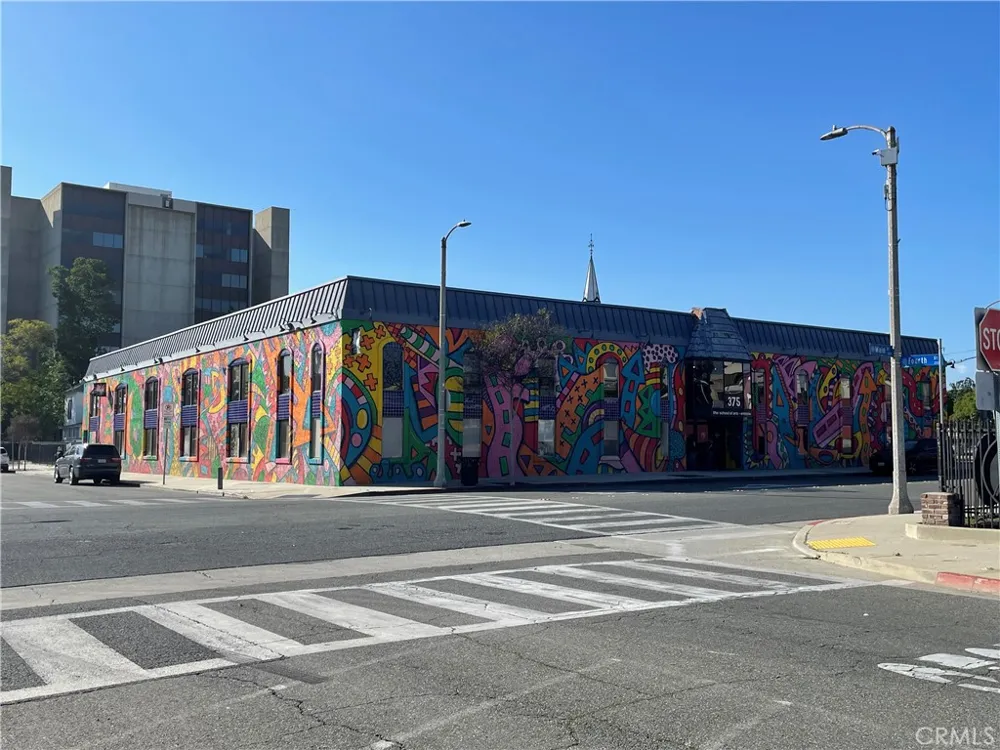 101 W Mission #305 Pomona, CA 91766