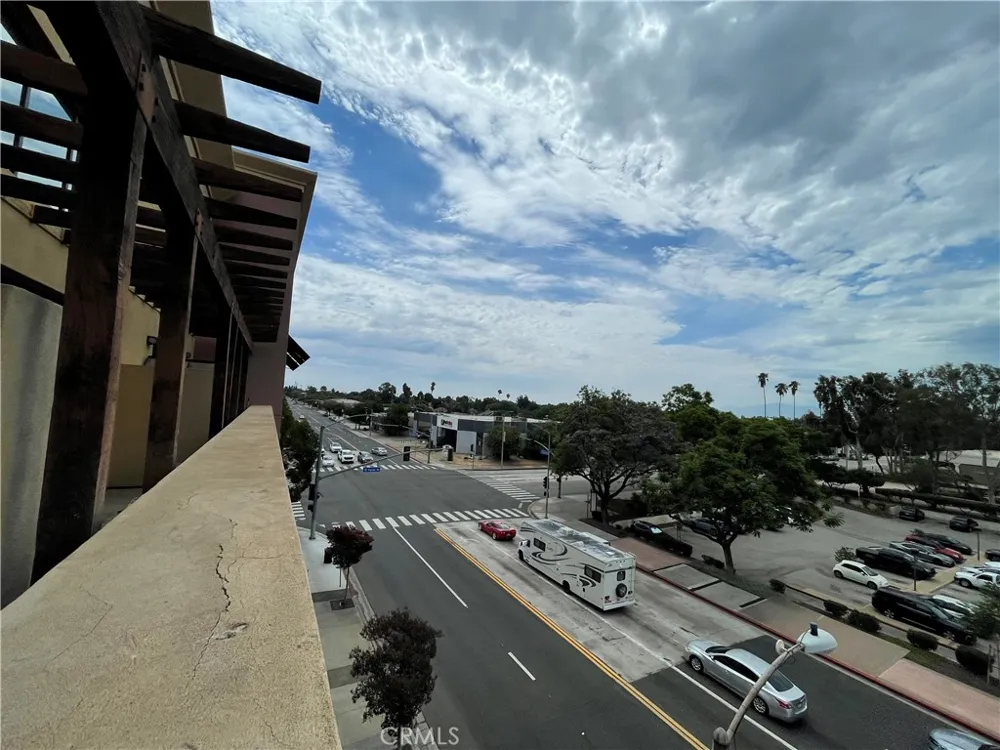 101 W Mission #305 Pomona, CA 91766
