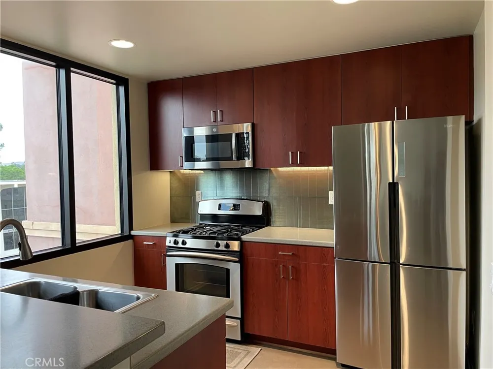 101 W Mission #305 Pomona, CA 91766