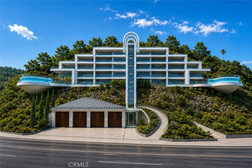 8875 THRASHER West Hollywood, CA 90069