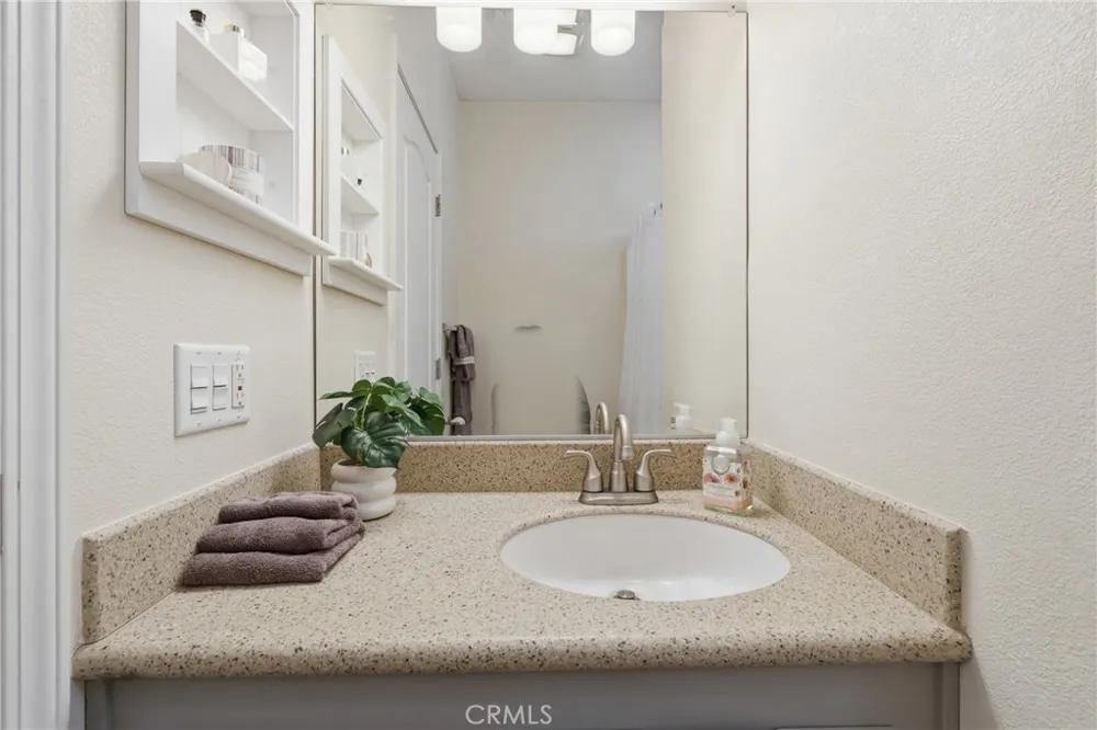 26006 Oak Street #27 Lomita, CA 90717