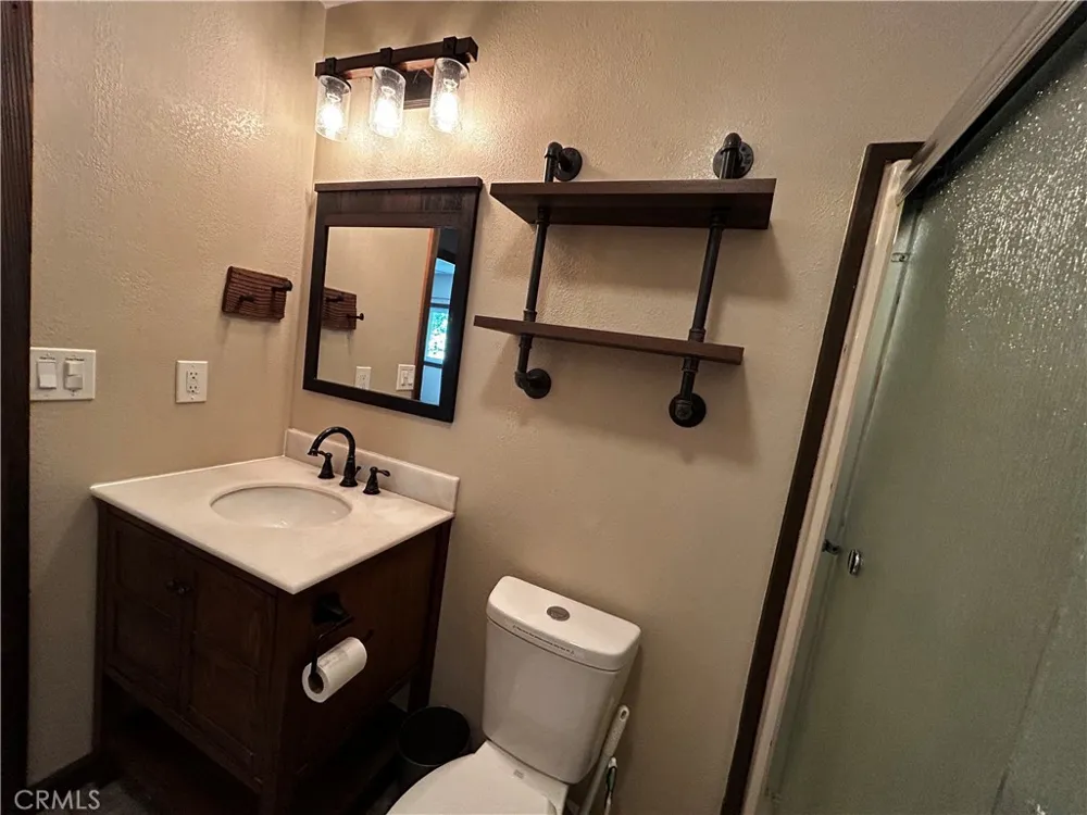 15305 Western Mine Road Middletown, CA 95461