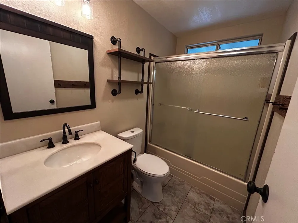 15305 Western Mine Road Middletown, CA 95461