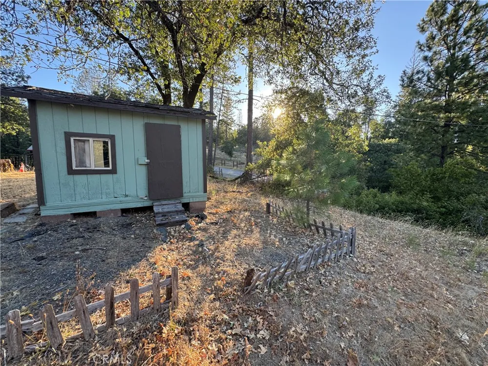 15305 Western Mine Road Middletown, CA 95461