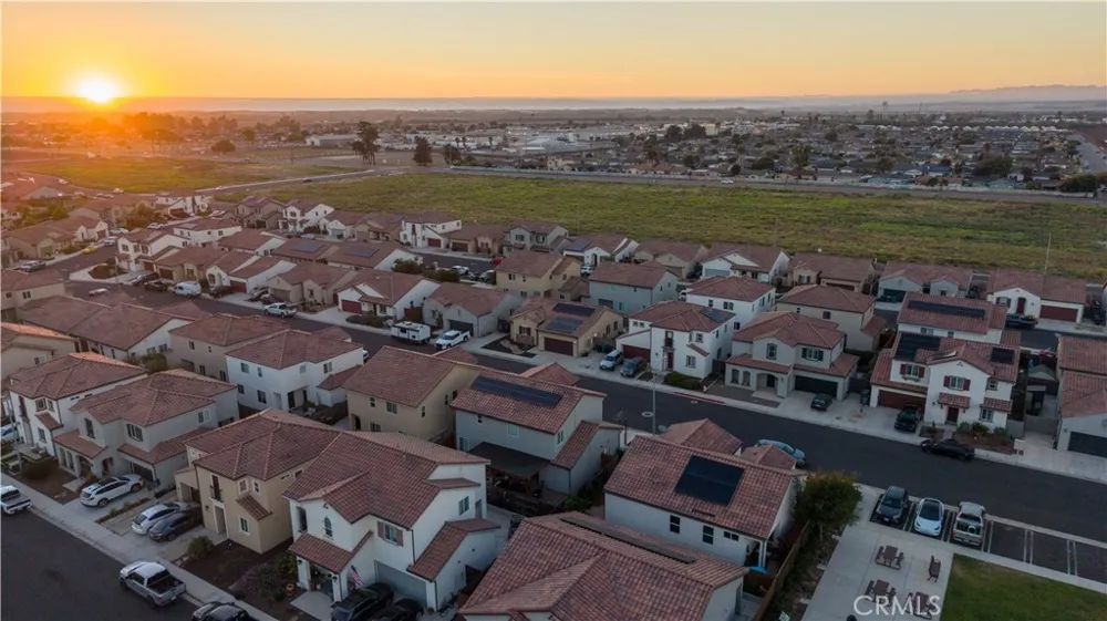 4437 La Joya Guadalupe, CA 93434