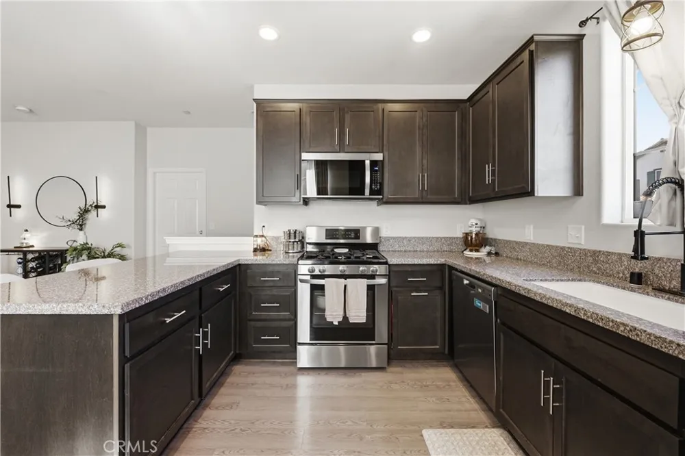 4437 La Joya Guadalupe, CA 93434