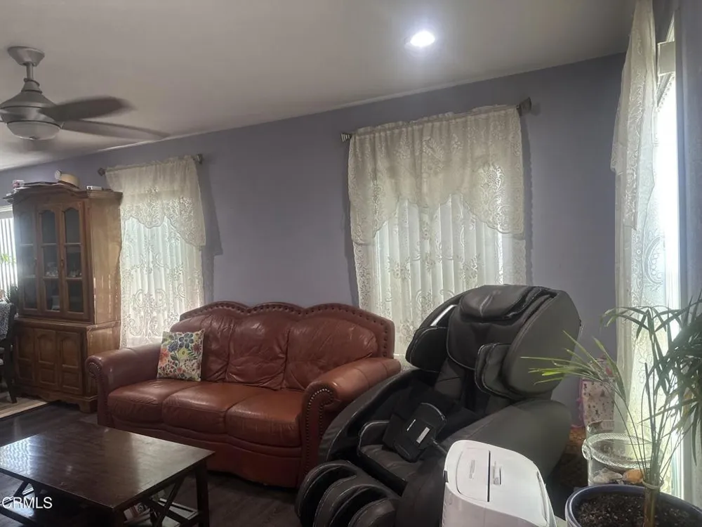 210 Harding Avenue Oxnard, CA 93030
