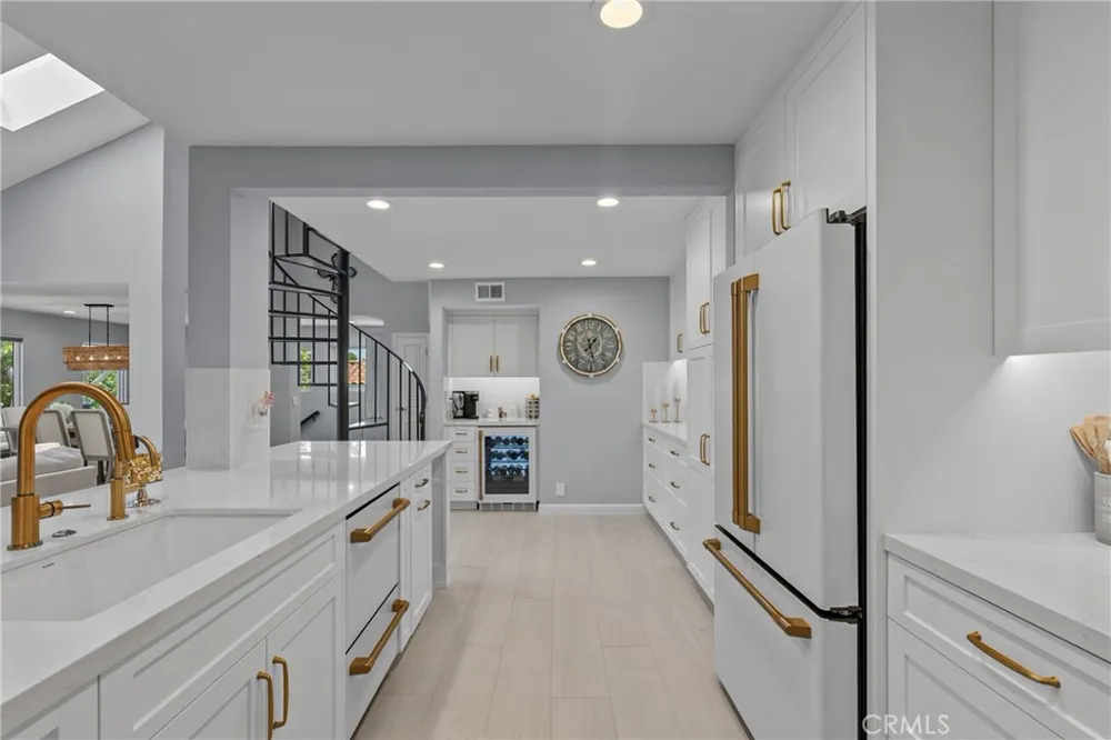 2017 Majorca DR Oxnard, CA 93035