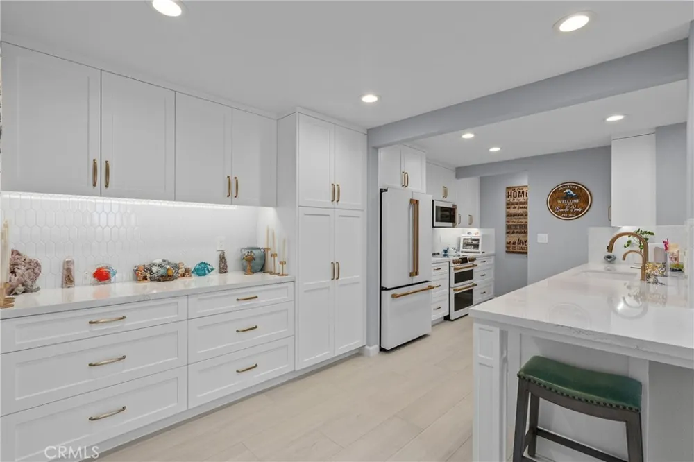 2017 Majorca DR Oxnard, CA 93035