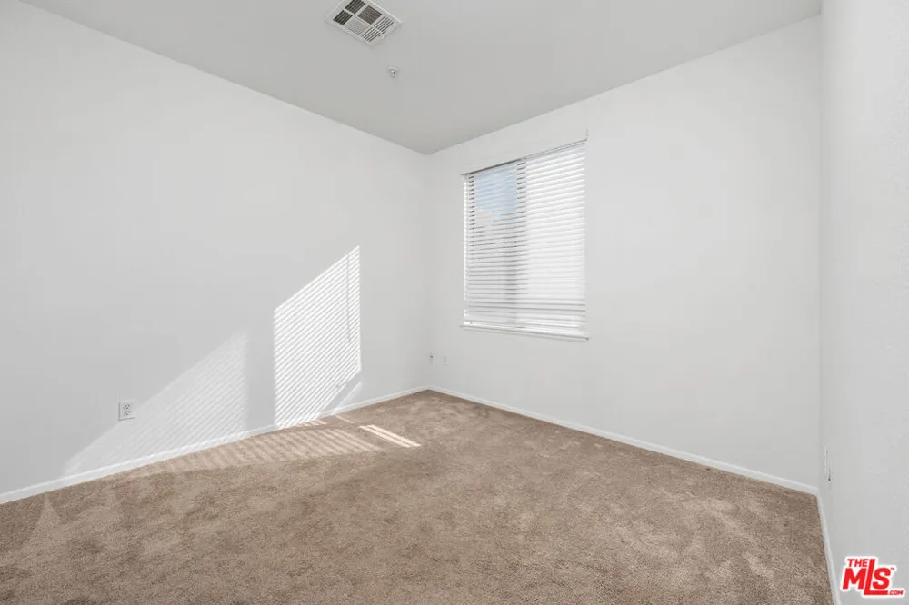 6400 Crescent Parkway #217 Playa Vista, CA 90094